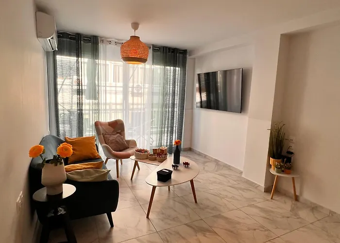 Casa De Tres Hermanos In The Heart Of